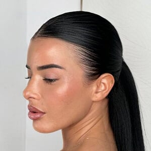 Cilia Ghass Headshot 5 of 6