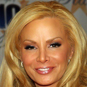 Cindy Margolis - Bio, Family, Trivia | Famous Birthdays