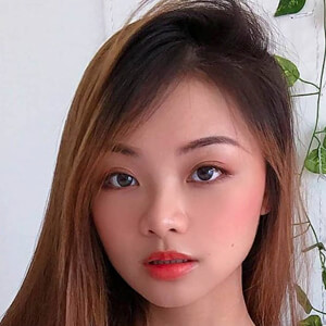 Cindy Phan Headshot 9 of 14