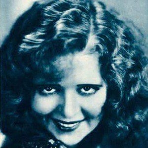 Clara Bow Headshot 2 of 10