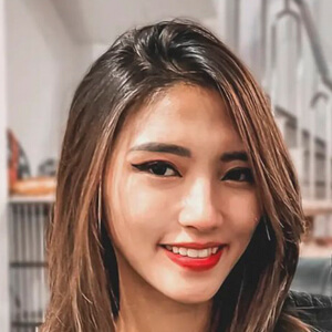 Clara Kartika Sari Utoyo Headshot 4 of 6