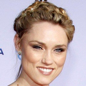 Clare Grant - Bio, Family, Trivia | Famous Birthdays