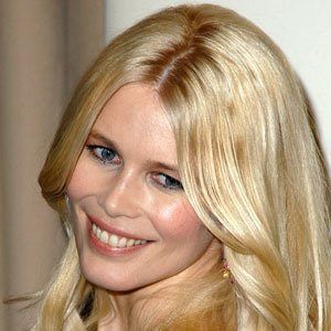 Claudia Schiffer at age 34