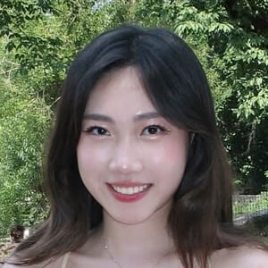 claudiaashao Headshot 4 of 6