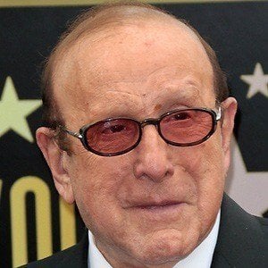 Clive Davis - Bio, Family, Trivia | Famous Birthdays