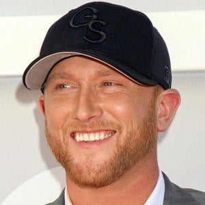 Cole Swindell Headshot 8 of 8