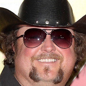 Colt Ford Headshot 6 of 7