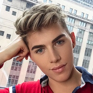 Cooper Coyle - Age, Family, Bio | Famous Birthdays