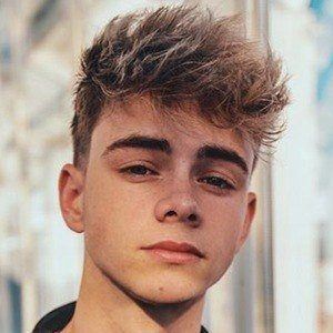 Corbyn Besson Headshot 4 of 10