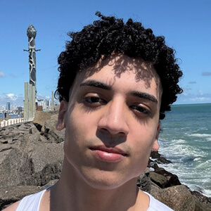 Corre Berg Headshot 3 of 3