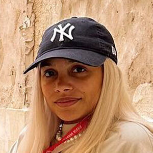 Crystal Yedlin Headshot 5 of 6