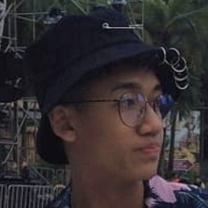 Curlyboiiiivibes Headshot 2 of 8