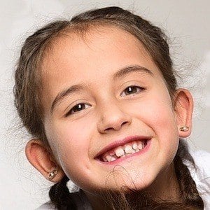 Miley Ilayda Henle Headshot 2 of 2