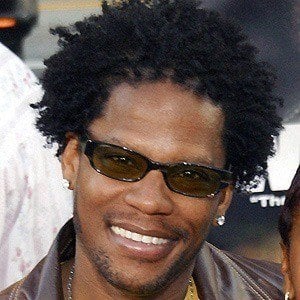 DL Hughley - Bio, Family, Trivia | Famous Birthdays