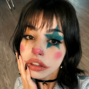 Daihana Balieiro Headshot 4 of 4