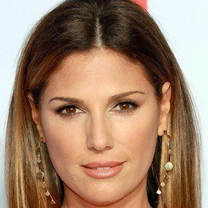 Daisy Fuentes Headshot 6 of 10