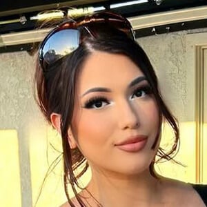 Daisy Reyes Headshot 2 of 6