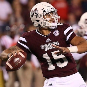 Dak Prescott Headshot 3 of 5