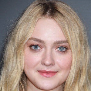 Dakota Fanning at age 22