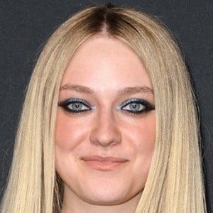 Dakota Fanning at age 21