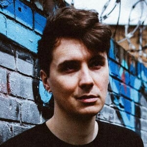 Daniel Howell at age 32