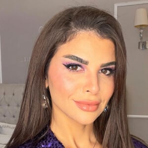 Dania Elbanawy Headshot 2 of 6