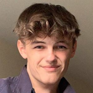 Daniel Hepworth - Age, Family, Bio | Famous Birthdays