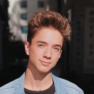 Daniel Seavey Headshot 15 of 17