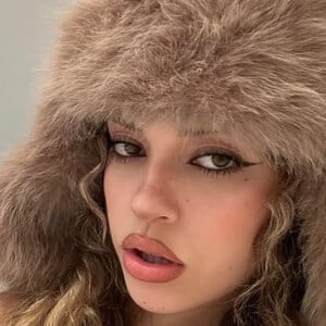 Daniela Avanzini Headshot 3 of 8