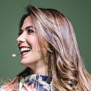 Daniela Basso Headshot