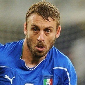 Daniele De Rossi - Bio, Family, Trivia | Famous Birthdays
