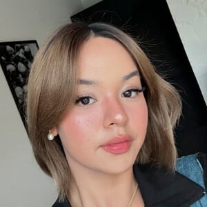 daniella.roi Headshot 2 of 9