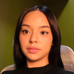 daniella.roi Headshot 5 of 9