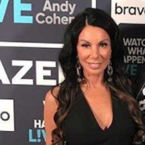 Danielle Staub Headshot 5 of 10