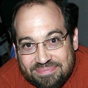 Danny Woodburn - Bio, Family, Trivia | Famous Birthdays