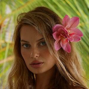 Darja Sobakinskaja Headshot 3 of 6