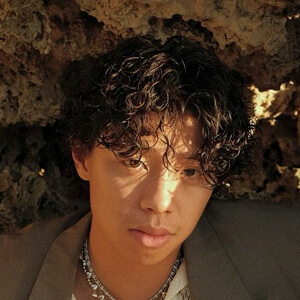 Daryl Kim Headshot 2 of 6