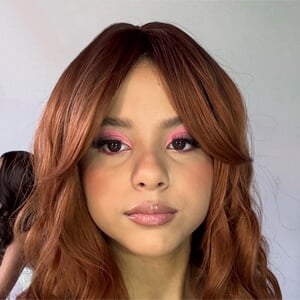 Dascha Grinwis Headshot 2 of 2