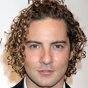 David Bisbal Headshot 5 of 7