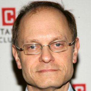 David Hyde Pierce Headshot 3 of 5