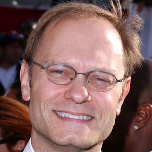 David Hyde Pierce Headshot 4 of 5