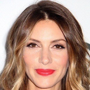 Dawn Olivieri - Bio, Family, Trivia | Famous Birthdays