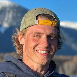 Dawson Schwarz Headshot 2 of 6