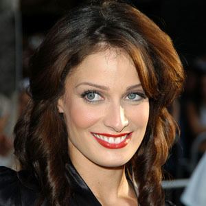 Dayanara Torres at age 29