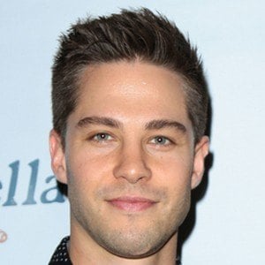 Dean Geyer at age 30