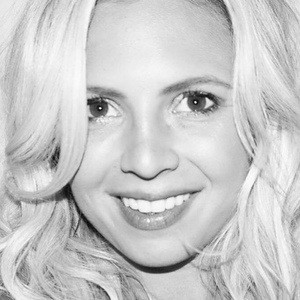 Deanna Dini-Burns Headshot 7 of 10