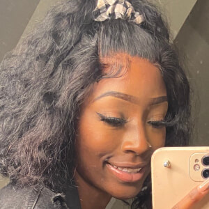 deasiafineass Headshot 6 of 10