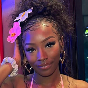 deasiafineass at age 19