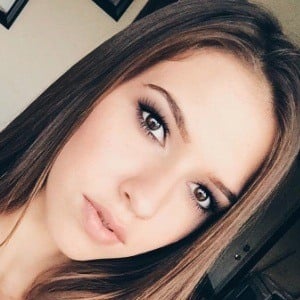 Deborah Ruiz Headshot