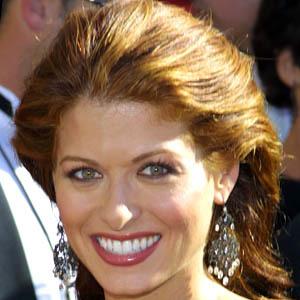 Debra Messing at age 34